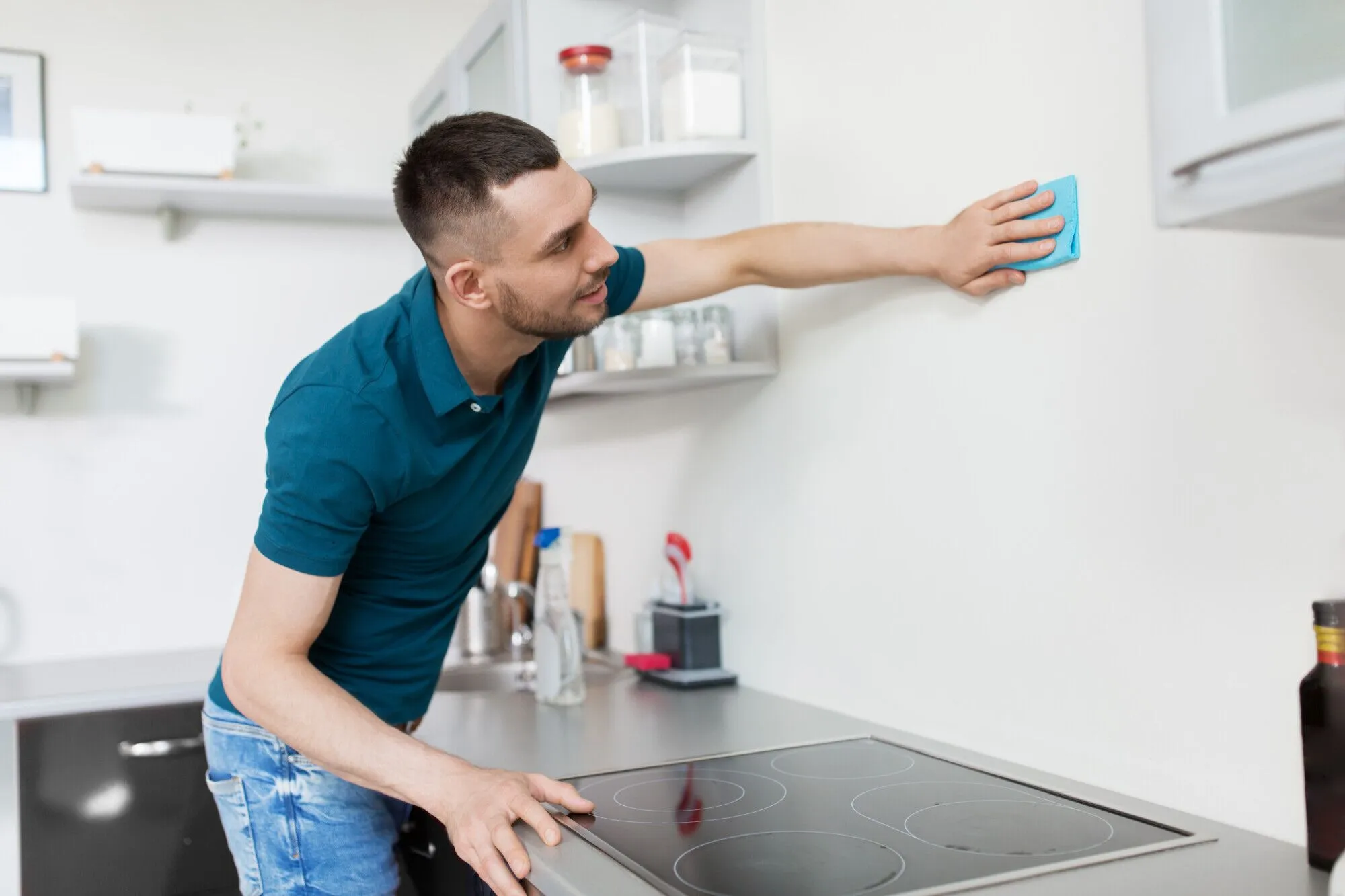 how to remove scuff marks from walls